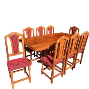 Mesa de 2 mts con 8 sillas tapizadas